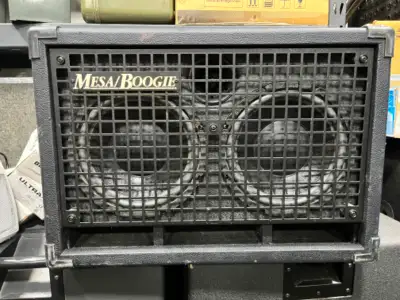 Mesa Boogie Diesel Series 2x10 cabinet with Eminence Speakers. 4 ohm, 500 watt cabinet with 3 way sw...
