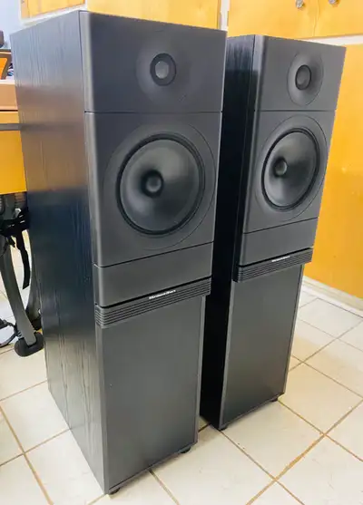 MORDAUNT SHORT AUDIOPHILE TOWER SPEAKERS (Mint(, View more