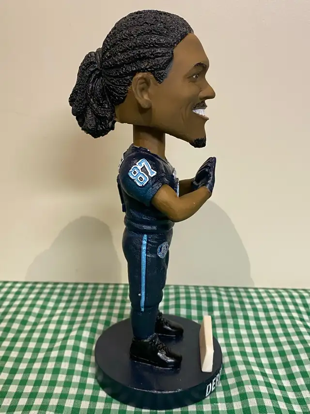 Derel Walker Bobblehead 64840238266498121