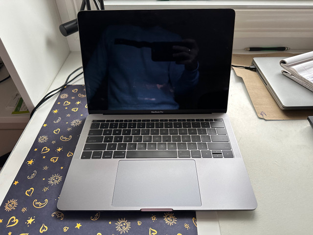 13 inch Mac Book Pro dans Portables  à Ville de Montréal - Image 3