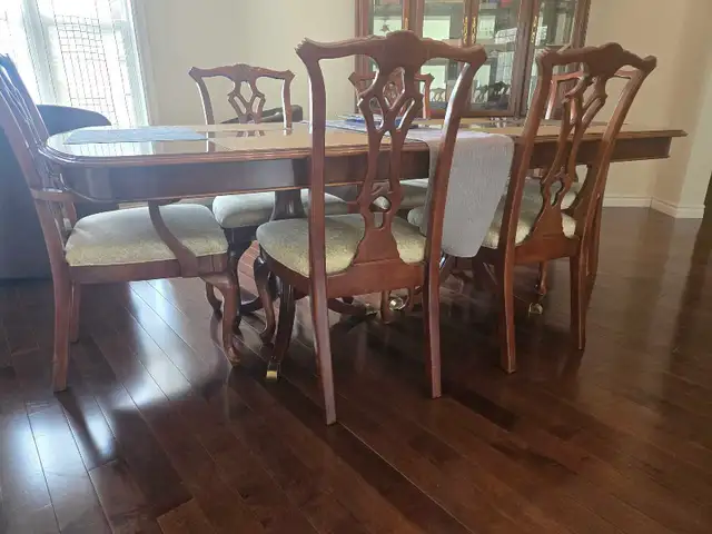 Dining Set469585406282311682