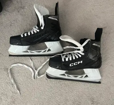 - Brand new - Has not been used - Size 9