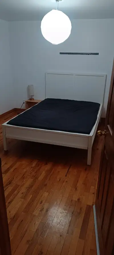 Structure de lit double avec sommier, View more