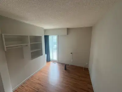 student rooms 600 $ all utilities included close TRU