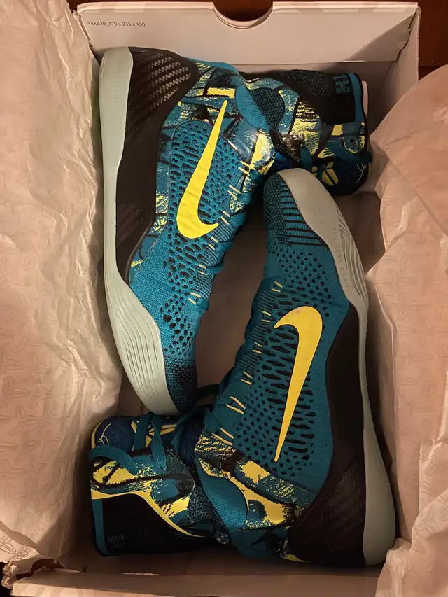 Nike Kobe 9 Elite Perspective XDR Version - Size 8.5 Men in Men's Shoes in City of Toronto - Image 9