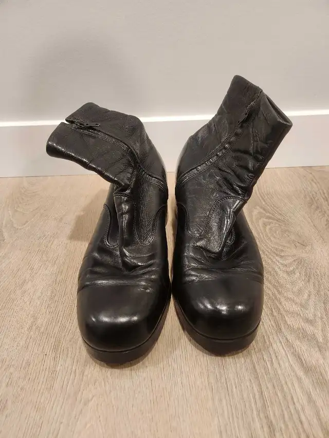 Mens Dress Shoes in Men's Shoes in Edmonton - Image 9