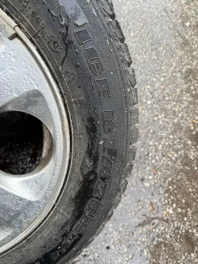 4 Winter tires 215/65 R16 Lightly used Were on a Volvo XC 70 2006