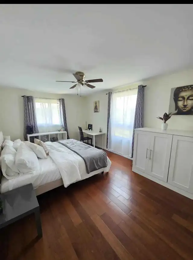 Riverview Room for rent