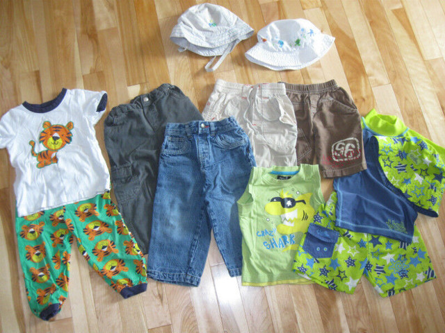 lot de vêtements - garçon - 12 mois dans Vêtements - 9 à 12 mois  à Lévis - Image 4