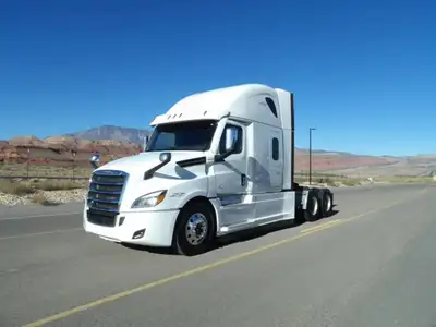 Hiring truck driver solo or team (BISON TRANSPORT), View more