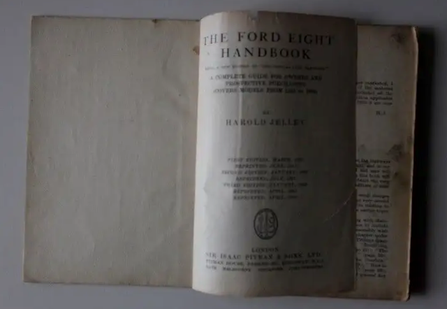 The Ford Eight handbook - 1946 - JELLEY in Arts & Collectibles in Drummondville - Image 3