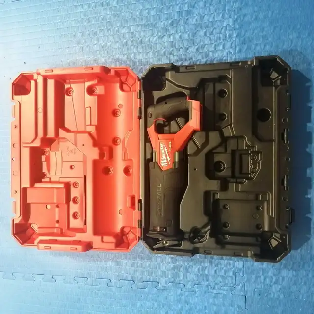 Milwaukee M18 Sawzall in Hand Tools in Markham / York Region - Image 3