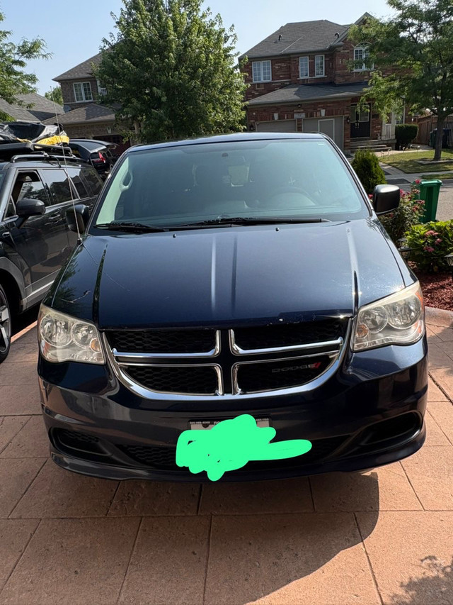 Dodge caravan in Cars & Trucks in Mississauga / Peel Region - Image 2