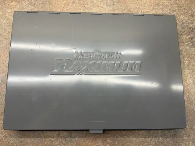 Mastercraft Maximum Tap and Die Set in Hand Tools in Saskatoon - Image 3