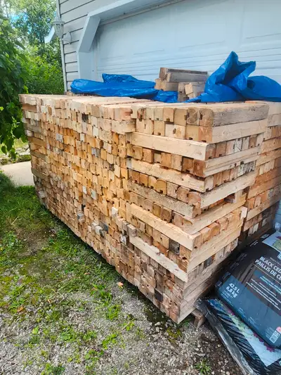 Firewood, Oversized facecords(8'Lx4'Hx20"D). heat treated 3"x3"x20"L logs, That's 20% more wood over...