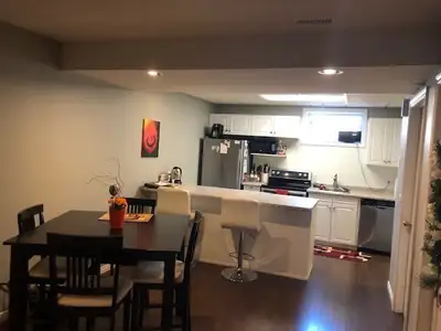 OPEN CONCEPT KITCHEN, DINING ROOM & LIVING ROOM STAINLESS STEEL STOVE, FRIDGE, DISHWASHER, MICROWAVE...