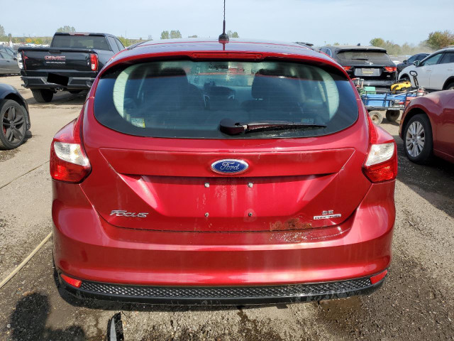 2014 FORD FOCUS SE - For sale in Cars & Trucks in City of Toronto - Image 2