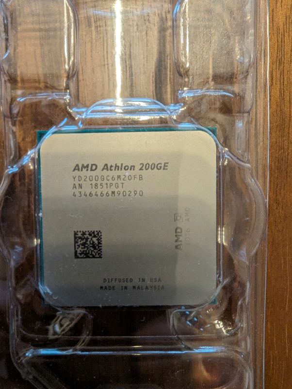 AMD Athlon CPU -200GE in System Components in Windsor Region