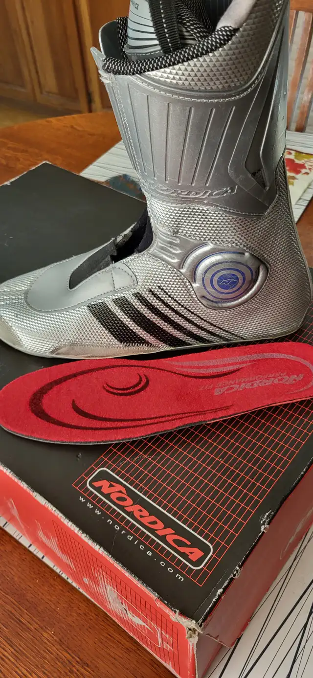 Nordica Speed Machine Ski Boots size 30.5 (Men's 12.5-13).  $200 in Ski in Calgary - Image 8