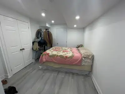 Includes 1 parking, internet and utilities. Ensuite Landry.