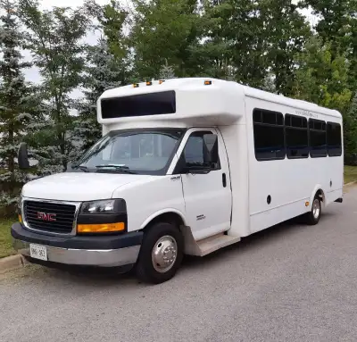 IF AD IS ON MEANS STILL AVAILABLE LOW BALLS WON'T BE ANSWERED 2015 GMC 4500 bus for sale. Great cond...