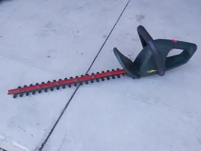 Yardworks Electric Corded Hedge Trimmer 20-in, View more