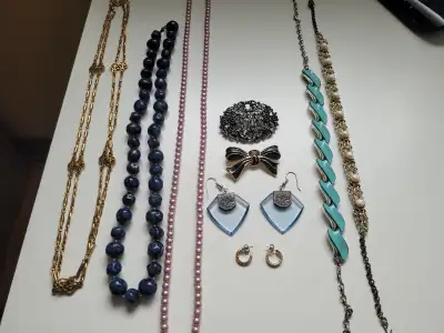 Vintage Signed Jewellery, View more