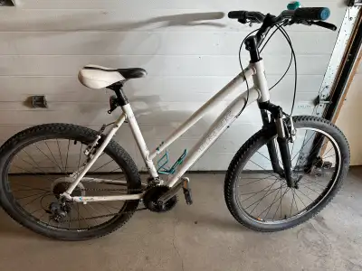 Trek Mountain Bike 20 inch frame 26 inch wheels 24 speed. Message if interested