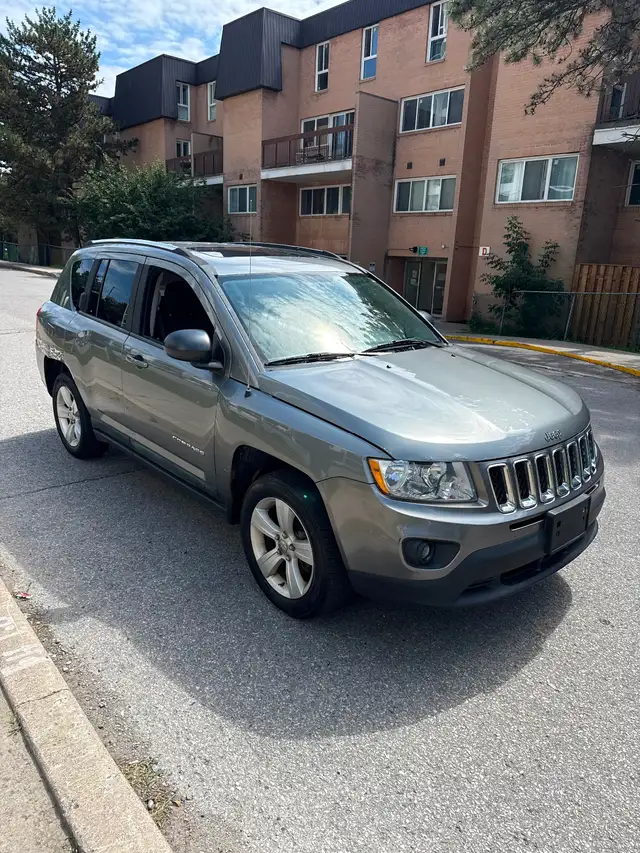2011 jeep compass low km545693793109288965
