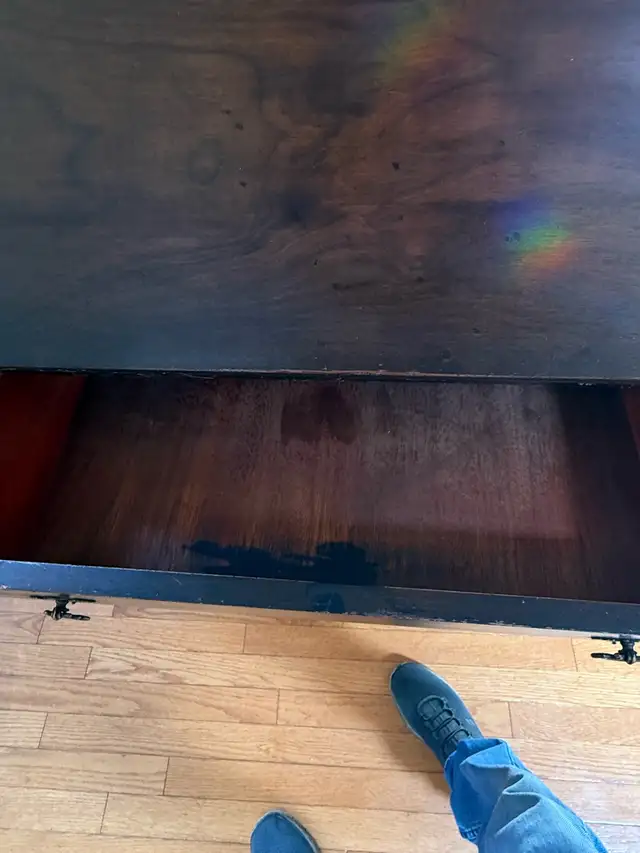 Antique Secretary Desk in Desks in Edmonton - Image 6