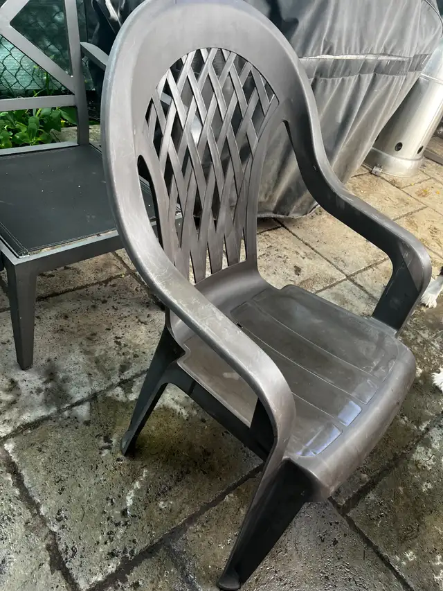 Plastic garden/home chairs 6 for $60 in Patio & Garden Furniture in Mississauga / Peel Region - Image 6