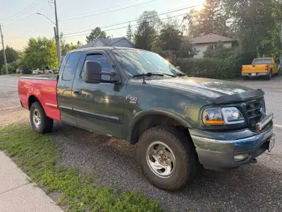 2001 ford f150 4.6l New tires Body in good shape Runs and drives good. Message for more info 3000obo