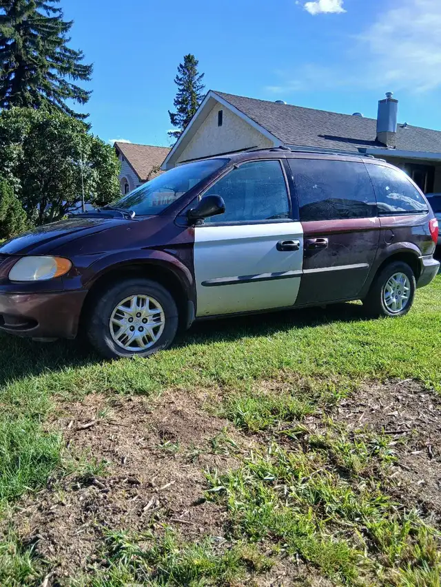 2003 dodge caravan 556564778415575041