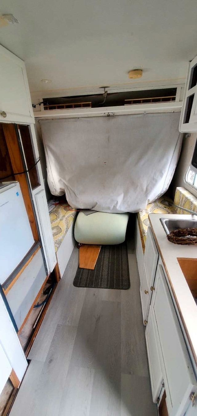 16 ft camper in Travel Trailers & Campers in Winnipeg - Image 3