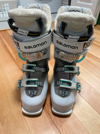 Women’s Ski Boots size 23.5 - Salomon Quest