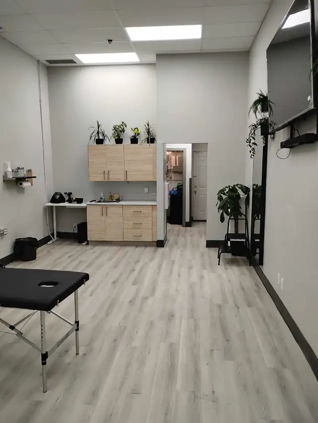 Home and Basement Renos in Renovations, General Contracting & Handyman in Calgary - Image 2