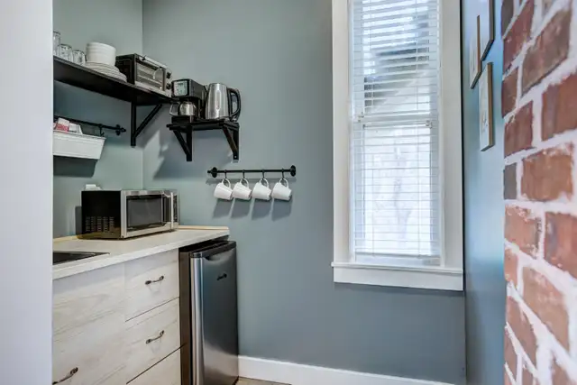 Furnished Rental in Lunenburg Available Weekly or Monthly in Short Term Rentals in Bridgewater - Image 4