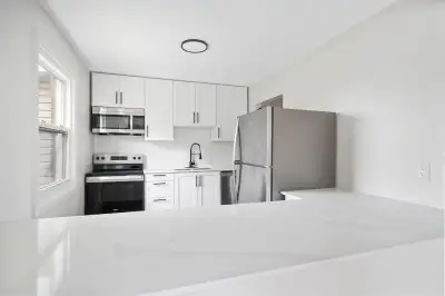 2 Beds 1 Bath Apartment