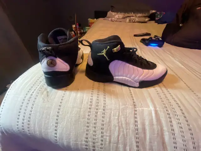 Jordan 12 Retro in Men's Shoes in Oshawa / Durham Region - Image 5