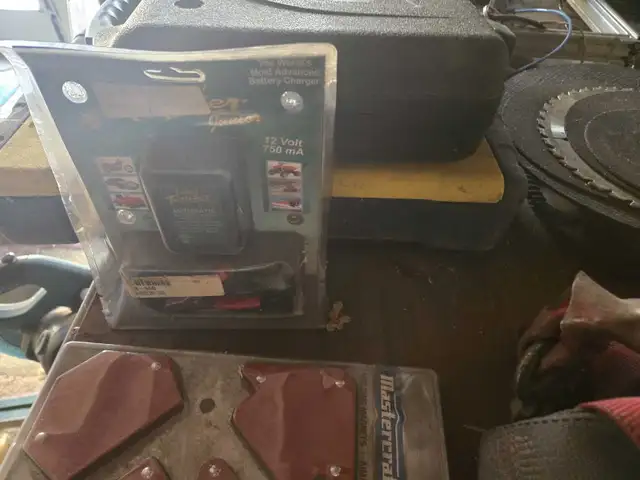 welding rods sanding grinding wheel angle magnets. tools perge in Power Tools in Kawartha Lakes - Image 6