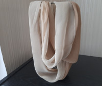 9 BEAUTIFUL LIGHT WEIGHT INFINITY SCARVES, ALL NEW
