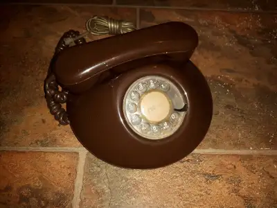 ancien telephone, View more
