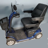Mobiliy scooter 4 wheel, compact