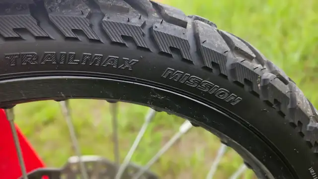 Honda Africa Twin (READ AD) DCT. Amazing Bike. REDUCED! in Touring in St. Albert - Image 6