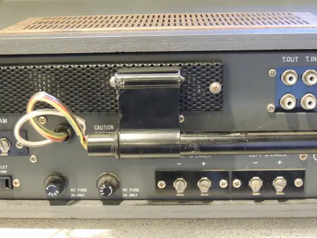 Vintage / Rare AGS (Trio/Kenwood) TK-92 AM/FM Stereo receiver. in Stereo Systems & Home Theatre in Mississauga / Peel Region - Image 9