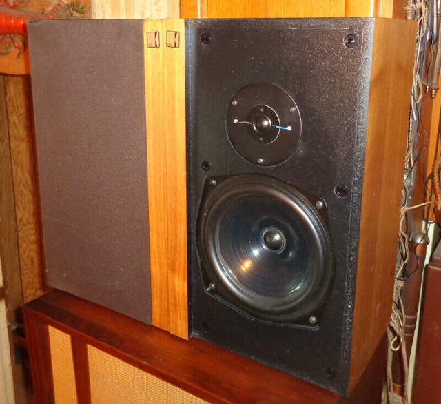 Various speakers for sale Speakers Oshawa / Durham Region Kijiji