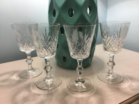 Edinburgh Crystal set of 4 claret wine glasses Golfer Etching