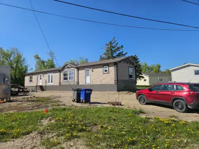 20 X 76 mobile home , 2 lots available with services set up for large garage or shop on second lot,...