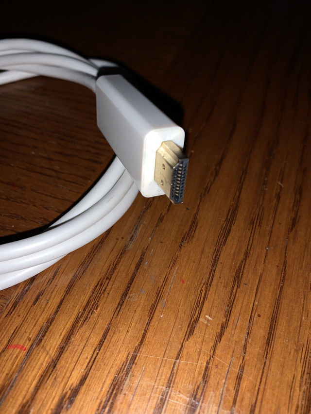 30 Pin iPad Cable to HDMI Digital AV Cable in iPads & Tablets in Oshawa / Durham Region - Image 3