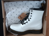 DR MARTENS 1460 WHITE BOOTS BRAND NEW